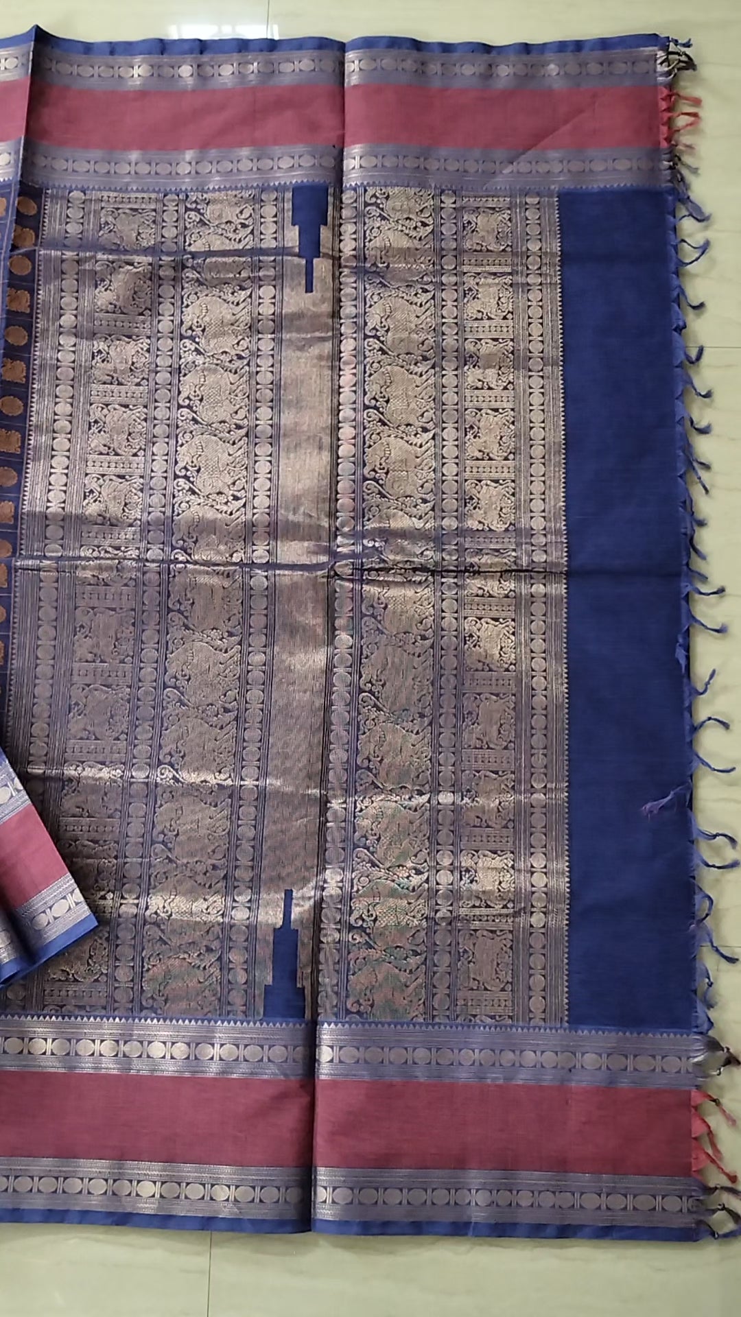 Aayiram Butta grand Golden zari cotton saree