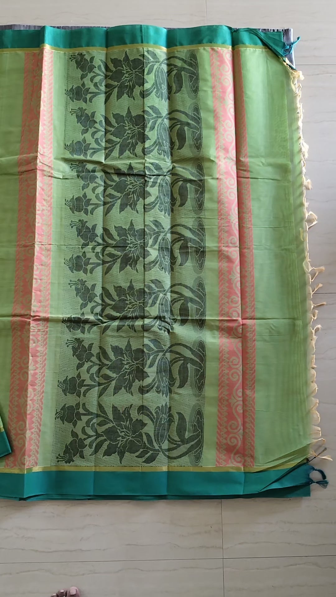 Light green dual tone cotton saree with thread buttas