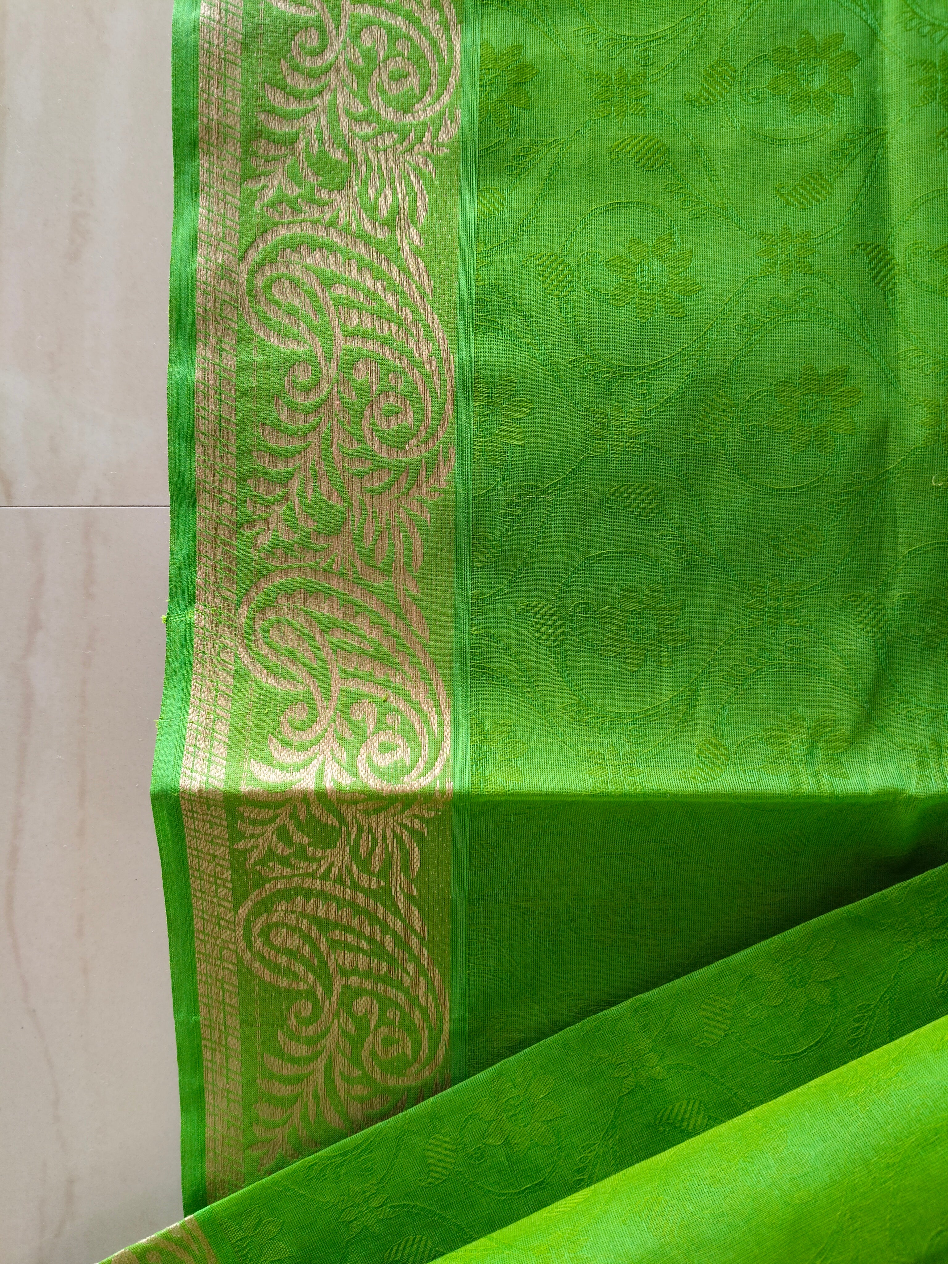 Bright green cotton saree