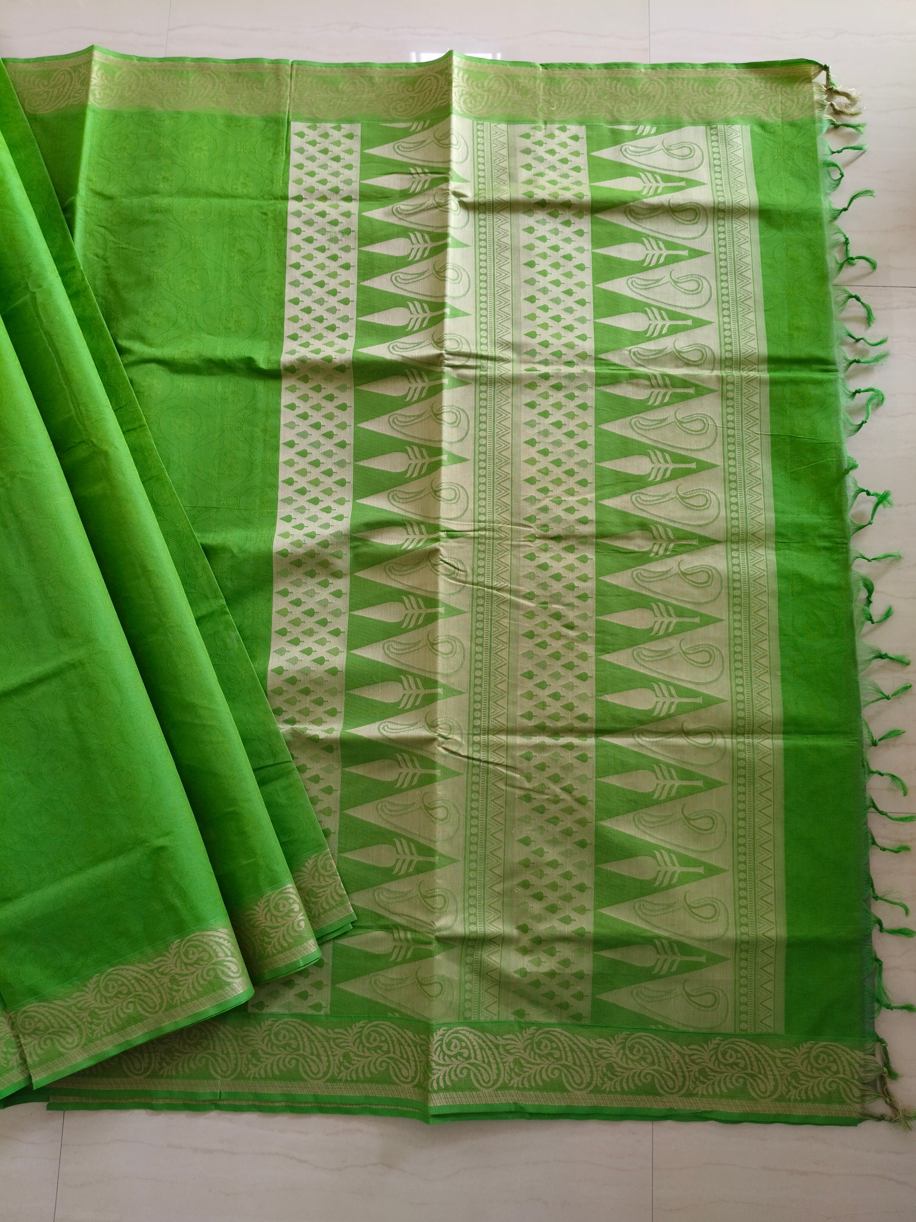 Bright green cotton saree