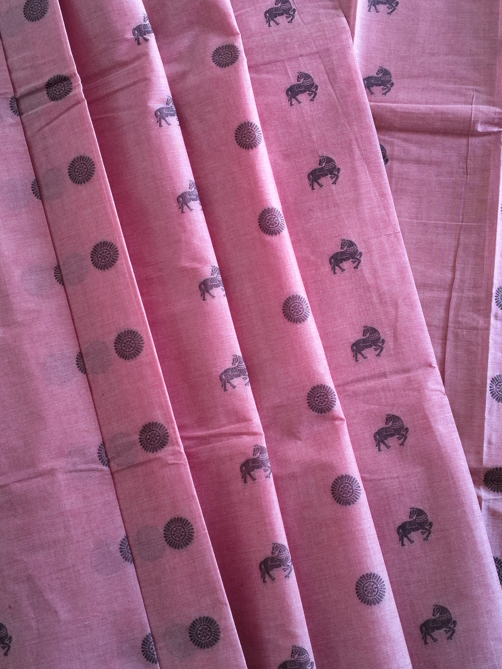 Pink cotton saree with horse & rudhrasham butta and ganga jamuna border